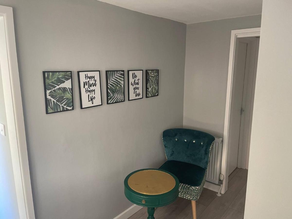 Apartmán Entire 2 Bed Flat With Garden, Located Near Beach Hove Exteriér fotografie